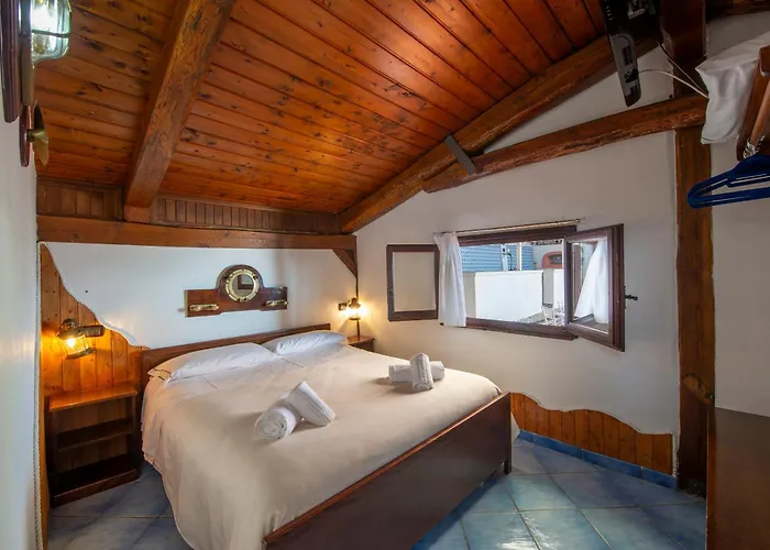 Exclusive On The Coast, 300 Steps From The Road By Wonder Tour