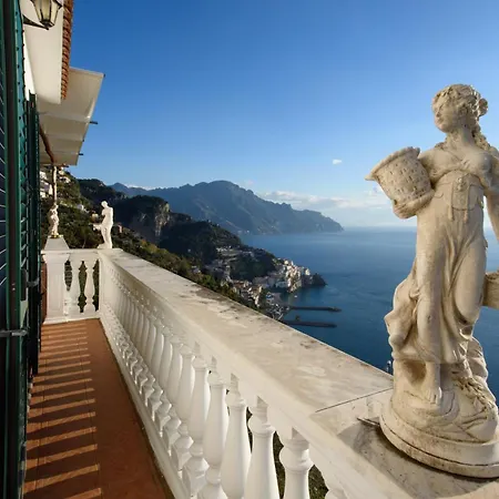 Esclusiva Con Piscina Privata Su Villa Amalfi