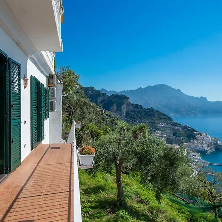 Villa Con Piscina Privata Su Amalfi By Wonder ... Villa Amalfi
