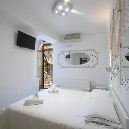 Villa Con Piscina Privata Su Amalfi By Wonder ...