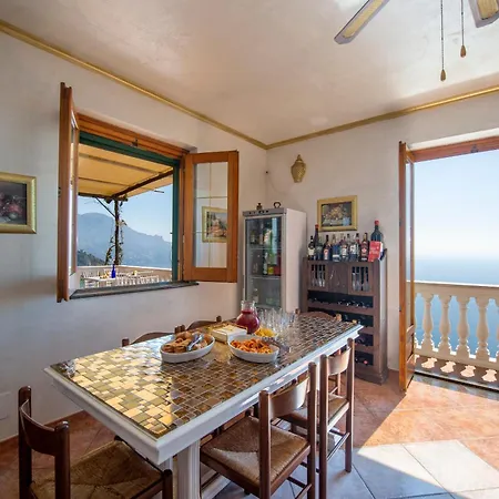 Esclusiva Con Piscina Privata Su Amalfi